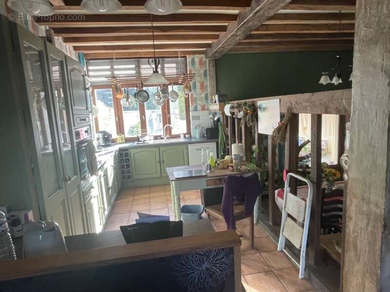 Maison à LA CELLE-DUNOISE