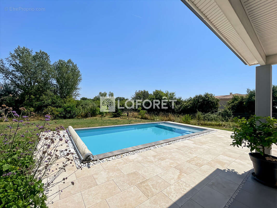 Maison Angeville 6 pièces environ 122.44 m2 - Double garage - Piscine - 1629m² de terrain - photo 8