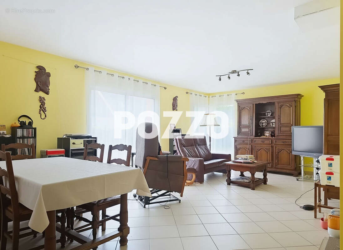 Maison Yquelon 6 pièce(s) 137 m² - photo 2