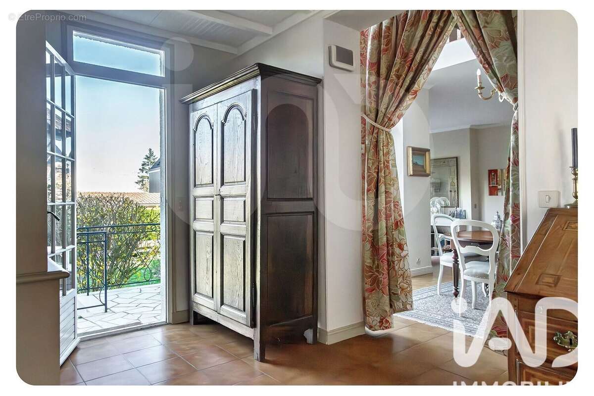 Photo 5 - Maison à POISSY