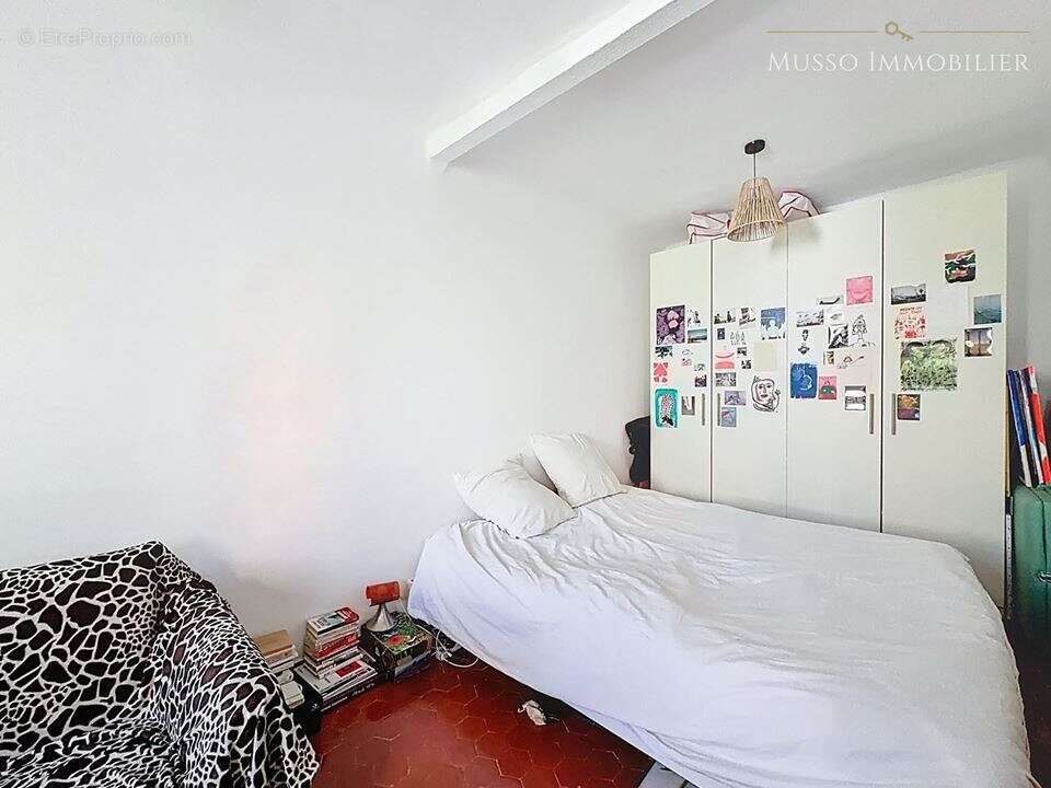 Appartement à MARSEILLE-6E