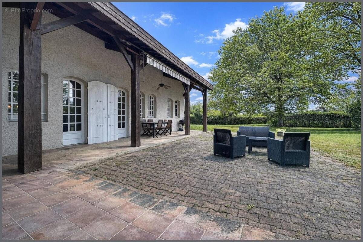 Photo 1 - Maison à LEOGNAN