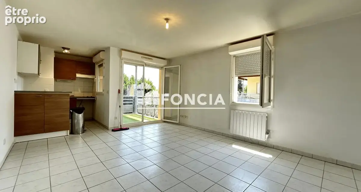Appartement T3 lumineux avec loggia et parking - Résidence récente à Villeneuve-sur-Lot - photo 5