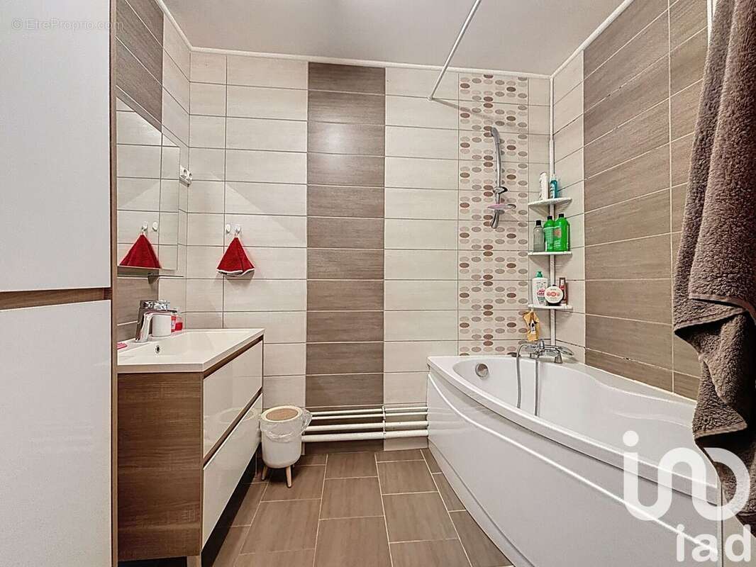 Photo 5 - Appartement à BELLEVILLE-SUR-MEUSE