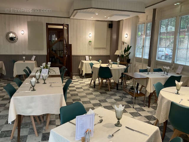 Commerce à MONTHUREUX-SUR-SAONE