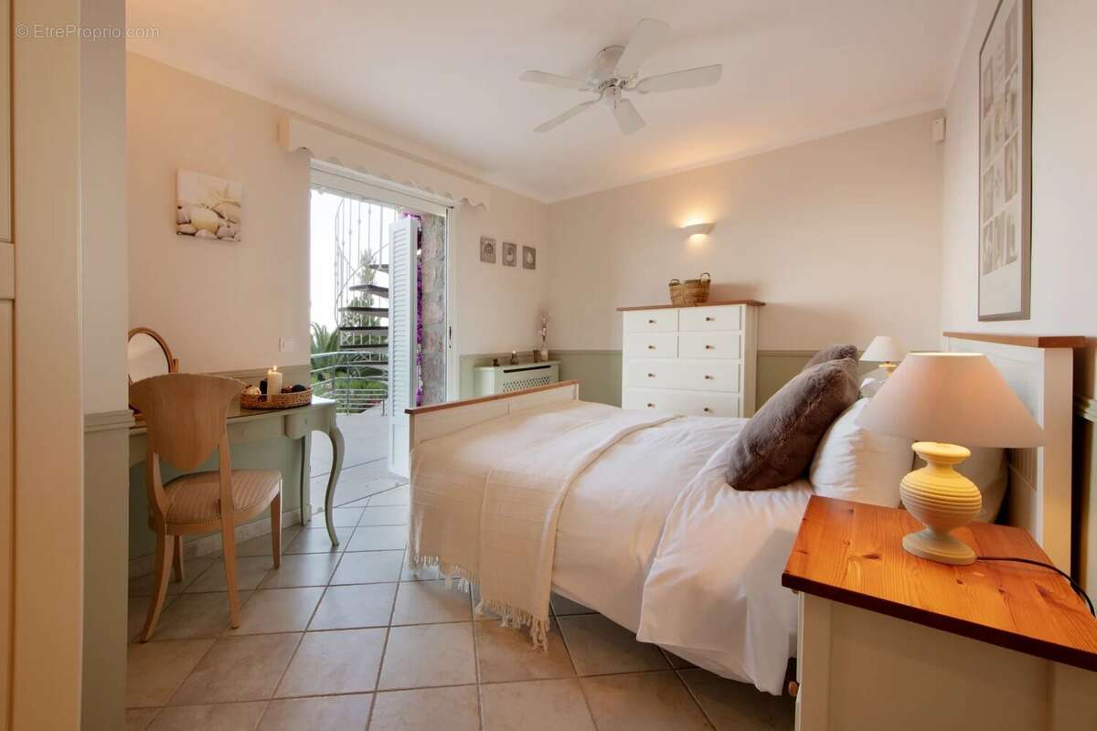 Maison à SAINT-RAPHAEL