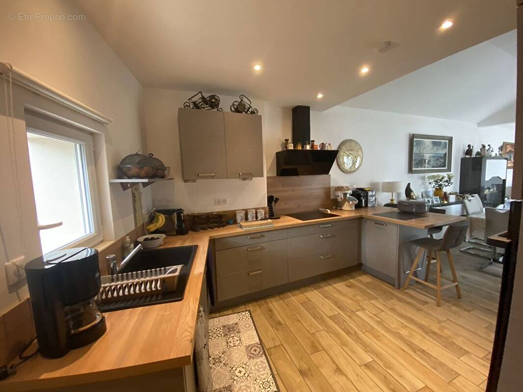 Maison à L'ISLE-SUR-LA-SORGUE