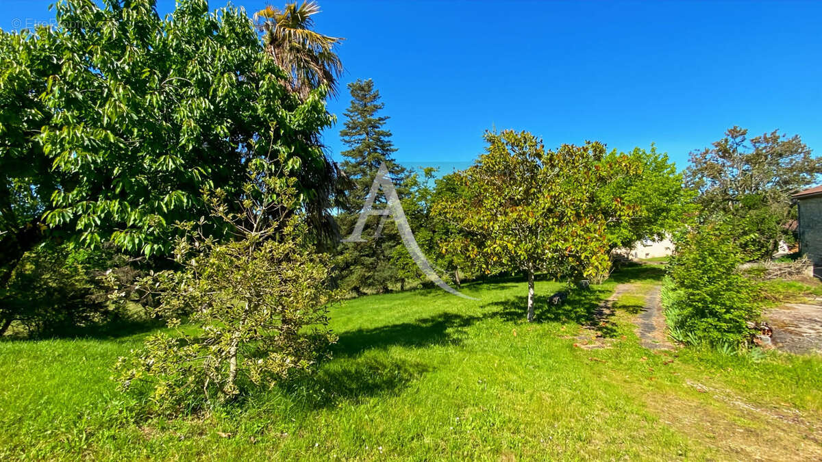 Propriété de campagne avec sa grange - photo 11