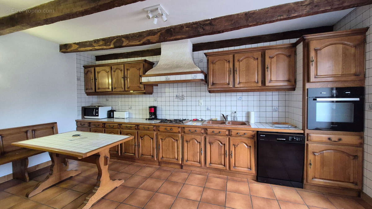 Maison à FLORENTIN-LA-CAPELLE