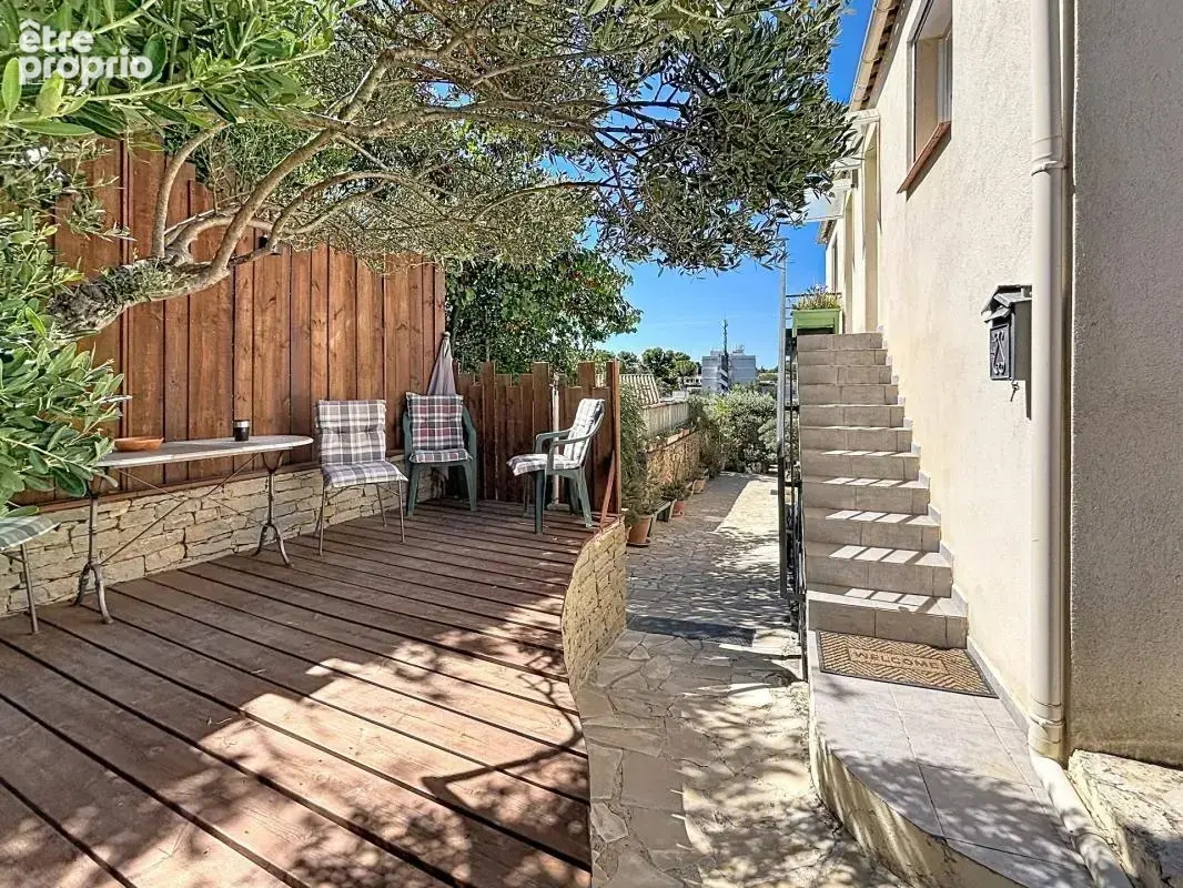 MARSEILLE 13e (Les Olives) – Propriété de 167 m² : Grande Maison Familiale ou Jusqu'à 4 Logements Indépendants Piscine Garages & - photo 24