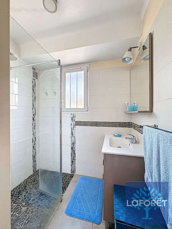 Maison à NEUILLY-SUR-MARNE