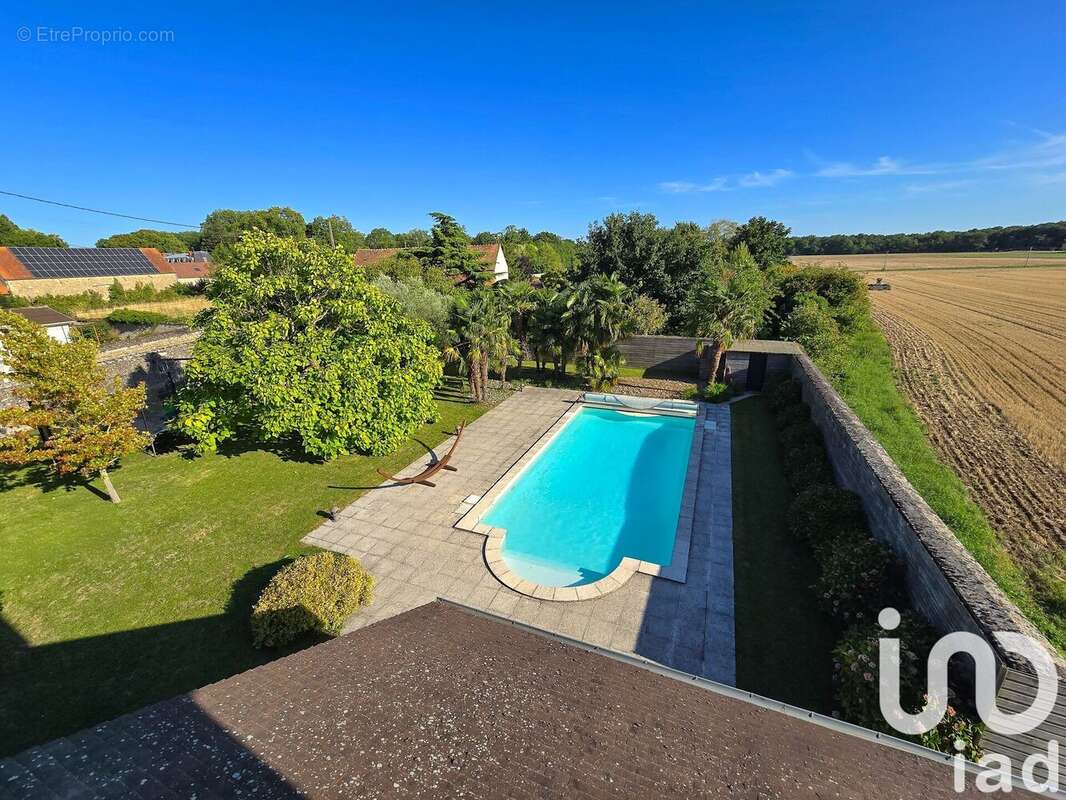 Photo 3 - Maison à SAINT-PIERRE-DU-PERRAY