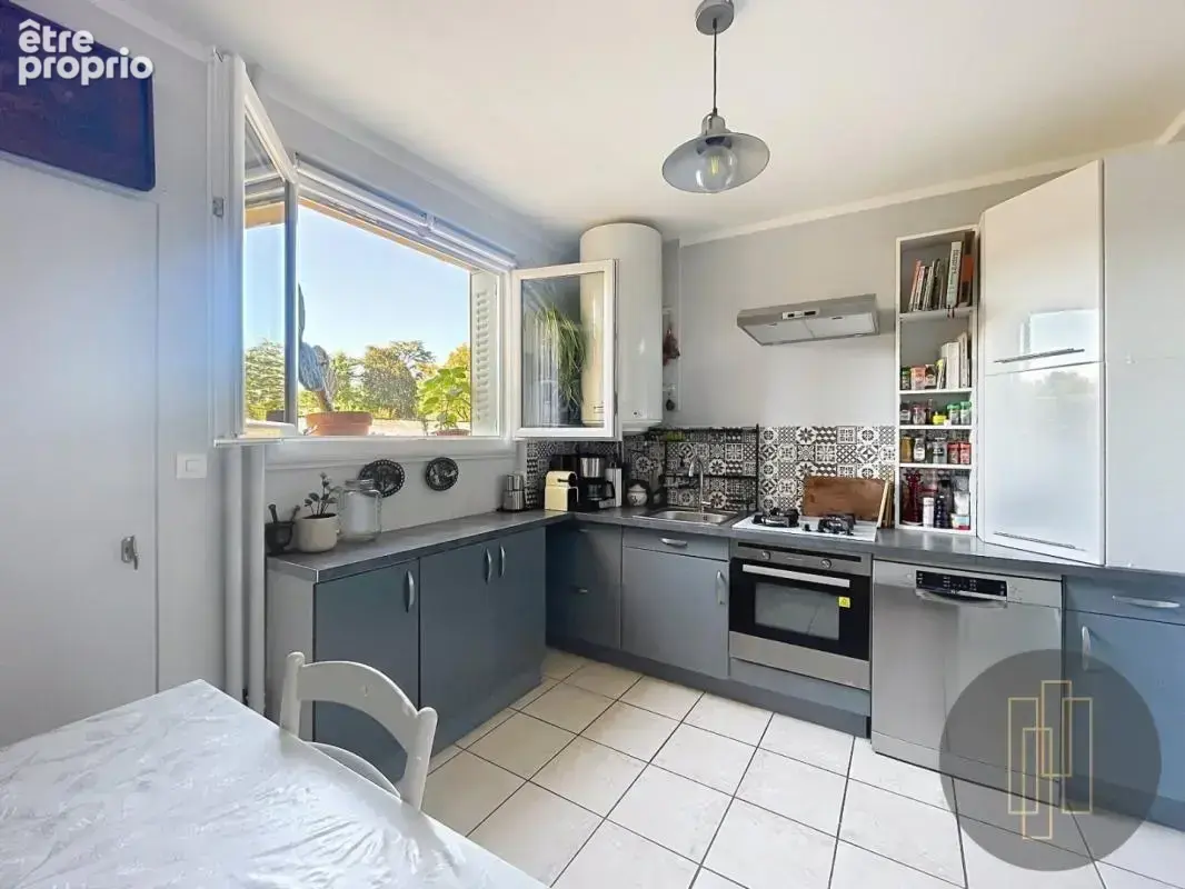 Gleizé - Haute Claire - T3 58.15 m² Carrez, garage et cave - photo 2