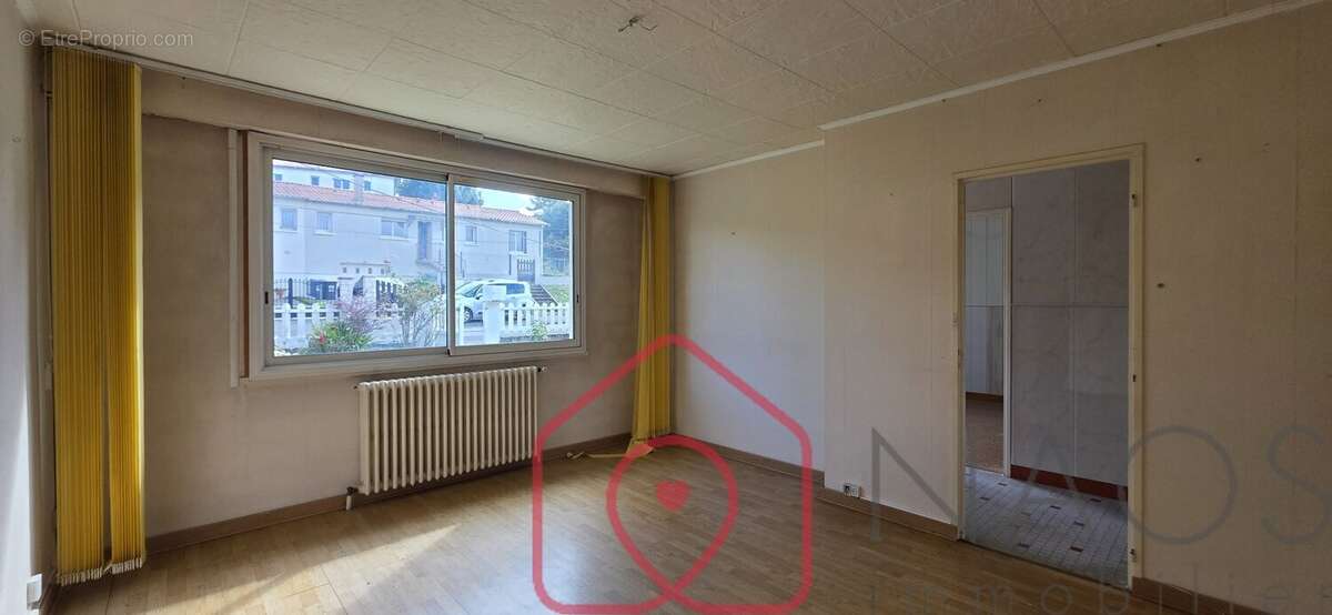 Maison à BUXEROLLES