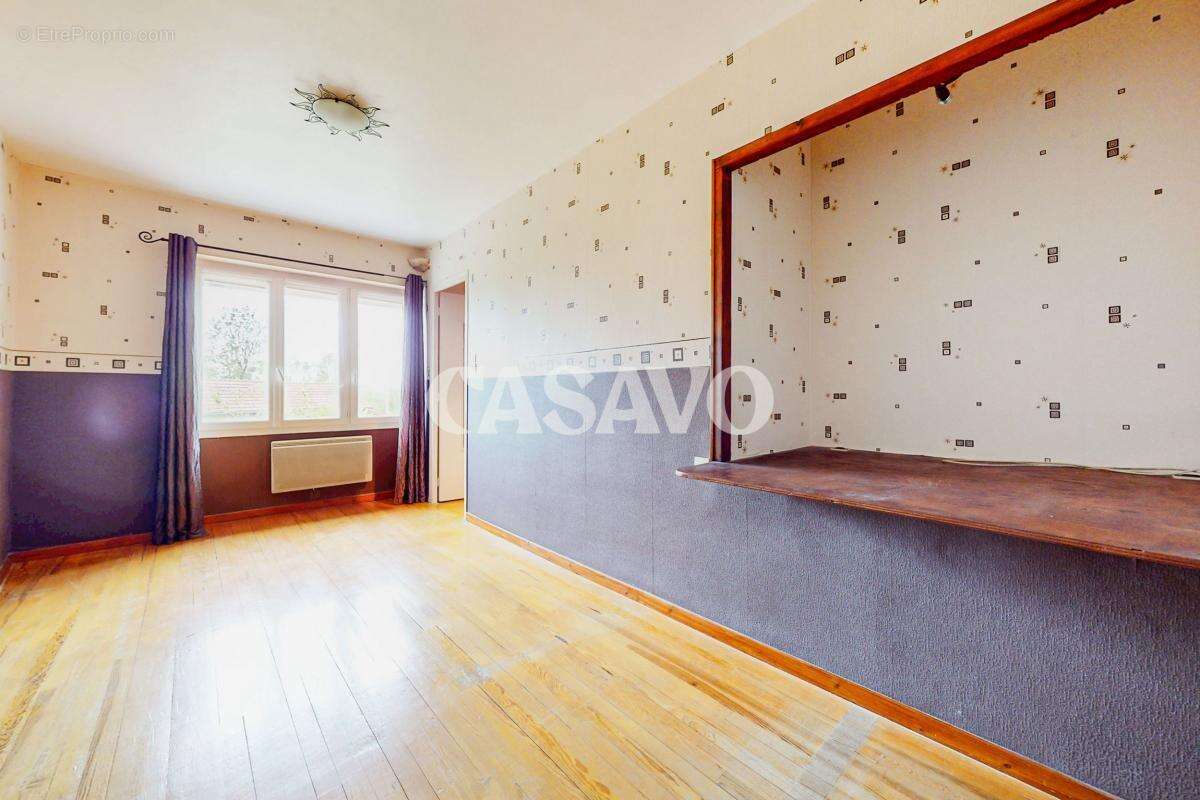 Maison à BOUVESSE-QUIRIEU