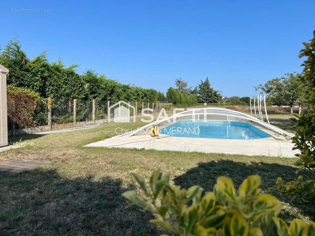 Maison 121 m² à Port-De-Piles  - photo 5