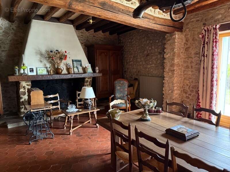 Maison à GRISY-LES-PLATRES