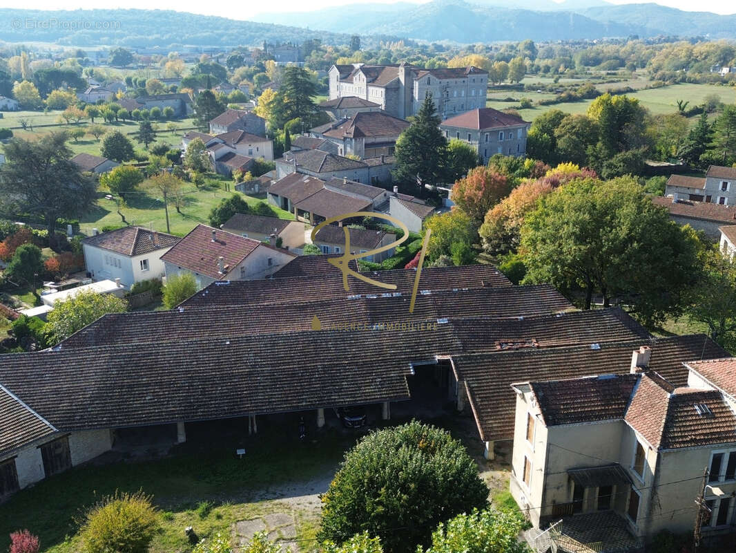 Maison à RUOMS