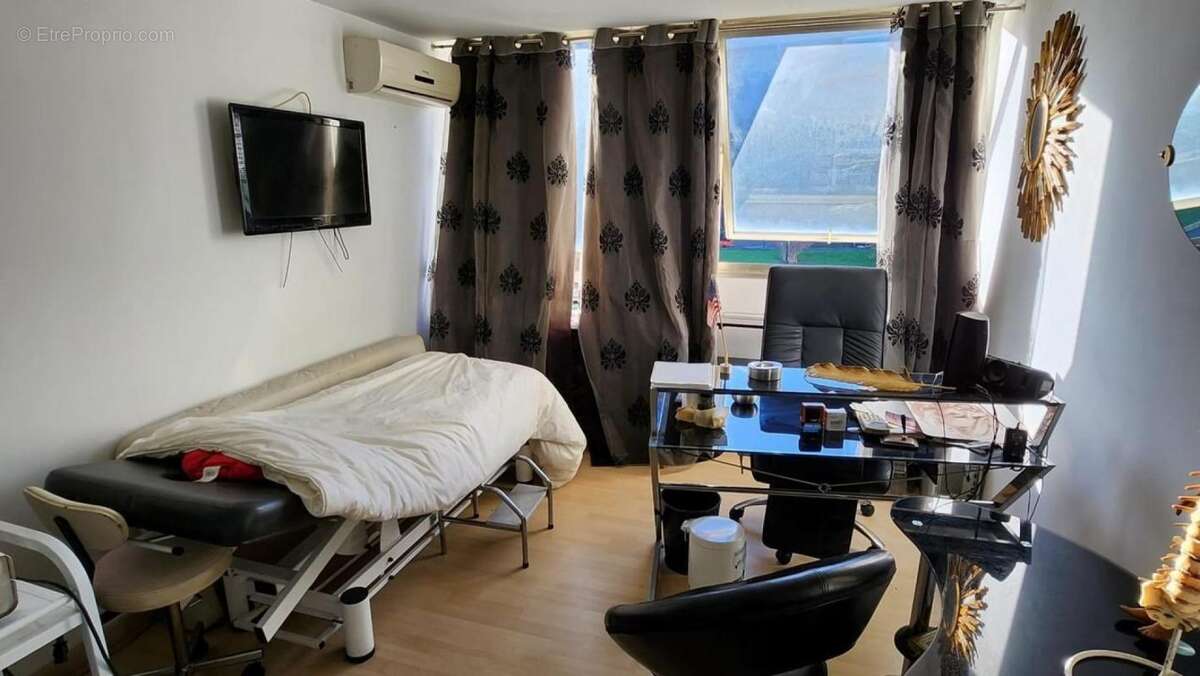 Appartement à MANDELIEU-LA-NAPOULE