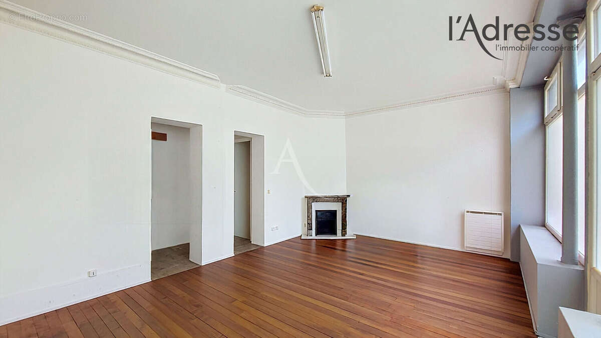 Appartement à SURESNES