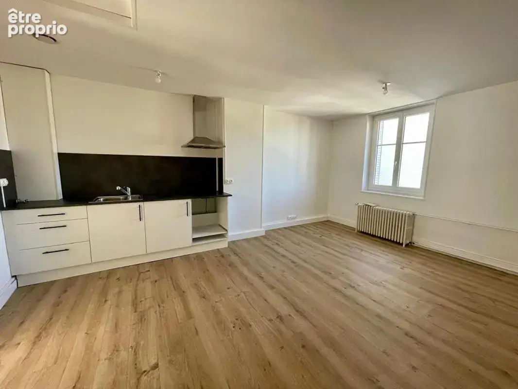 Immeuble de rapport - nevers centre-ville  - 448 m² avec cour, garages et cave - photo 10