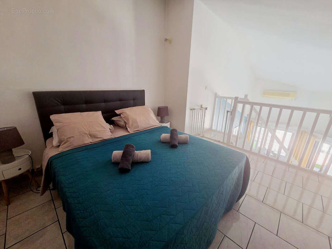 T3 en duplex sur le port de Propriano   Vue marina et golfe - photo 3
