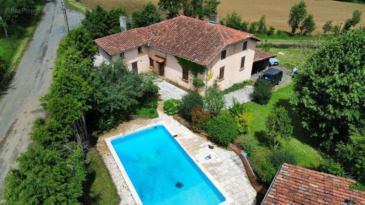 IMG20250522WA0003 - Maison à LE FOUSSERET