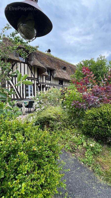 Ensemble immobilier de caractère à Pont Audemer : deux chaumières, dépendance et parc arboré - photo 15