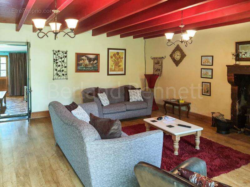 Maison à SAUZE-VAUSSAIS