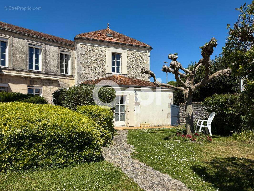 Maison à BREUIL-MAGNE