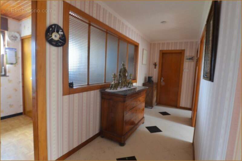 Maison à REZONVILLE