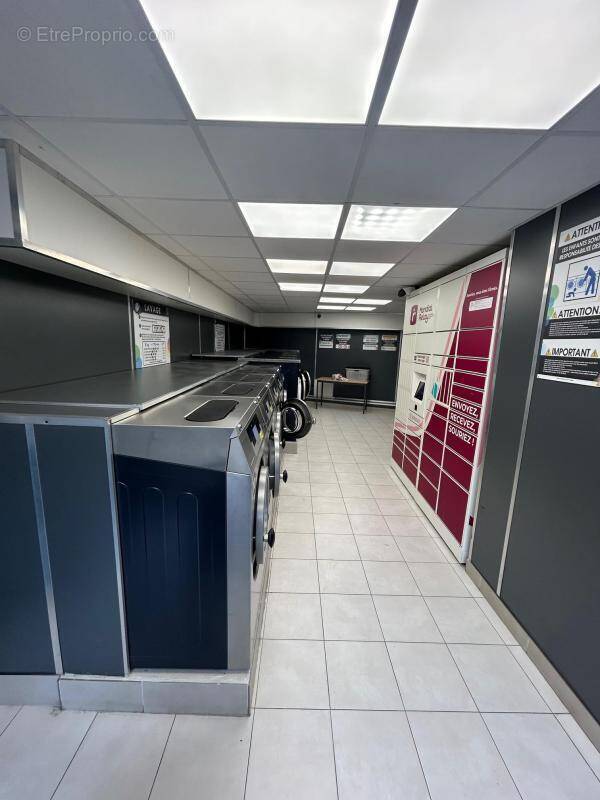 Commerce à MONTREUIL