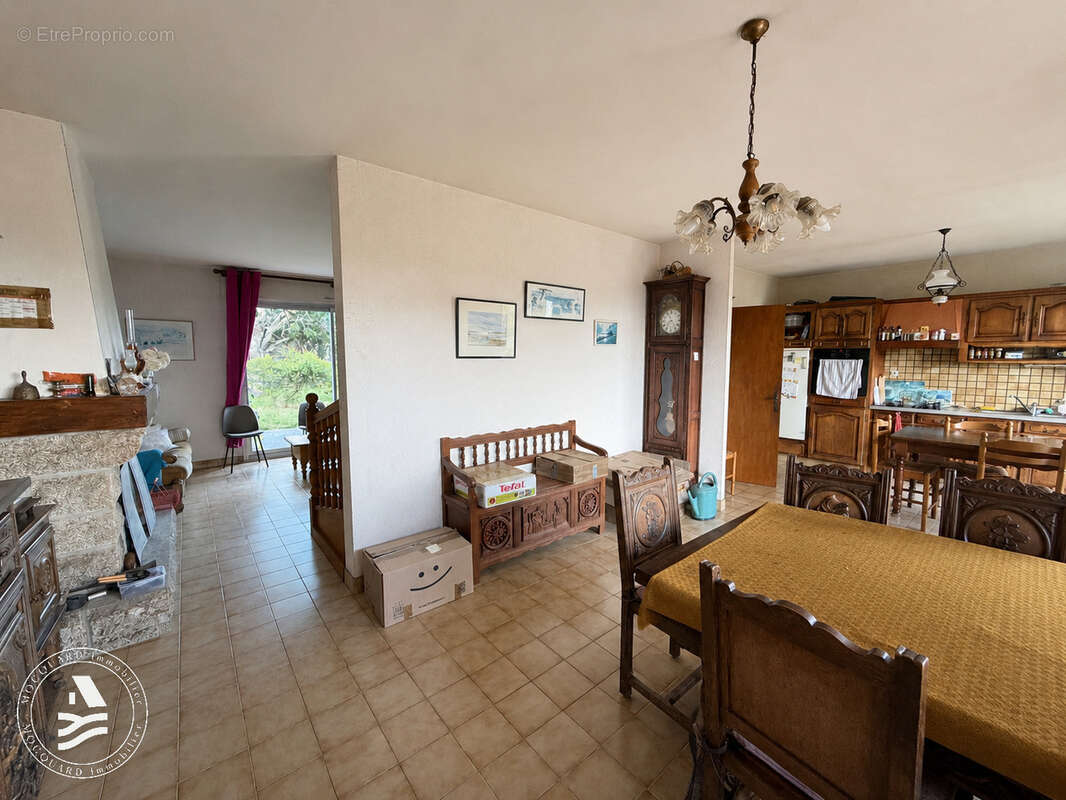 Maison à LOCMARIAQUER