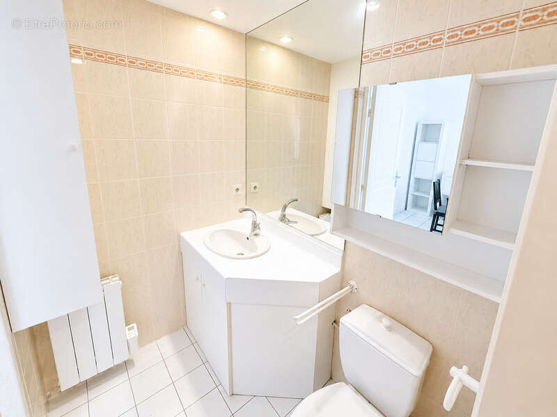 À vendre – T1 bis avec terrasse et cave à Ciboure - photo 5