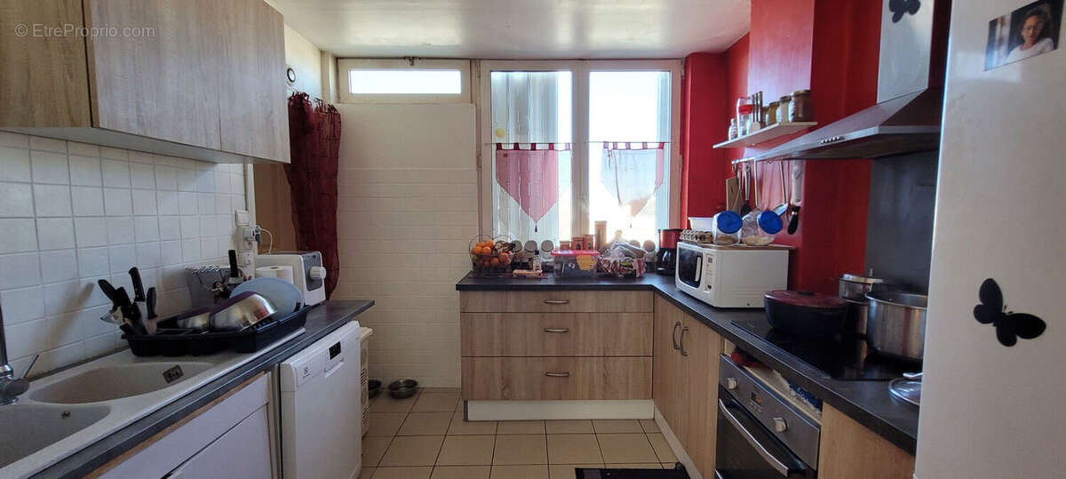 Appartement 87 m² à Mourenx  - photo 4