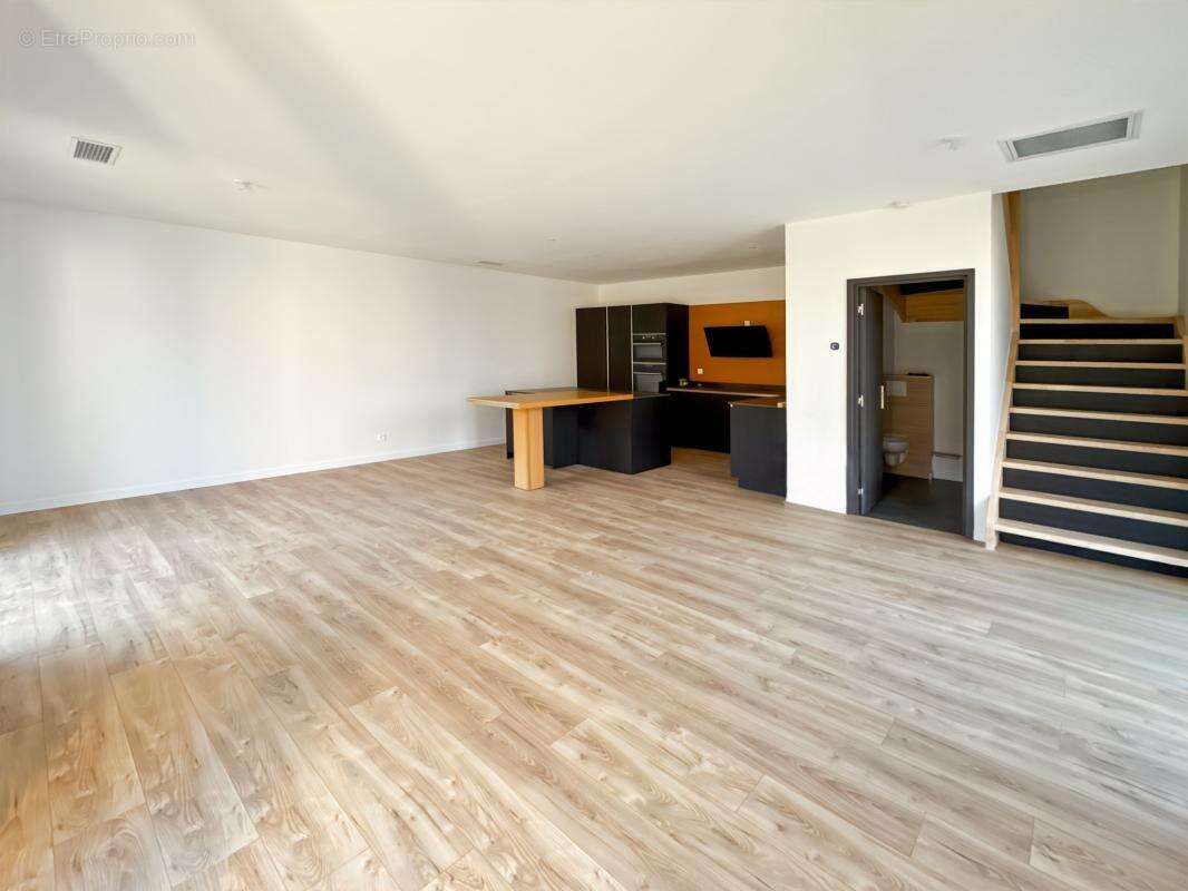 Appartement à BILLERE