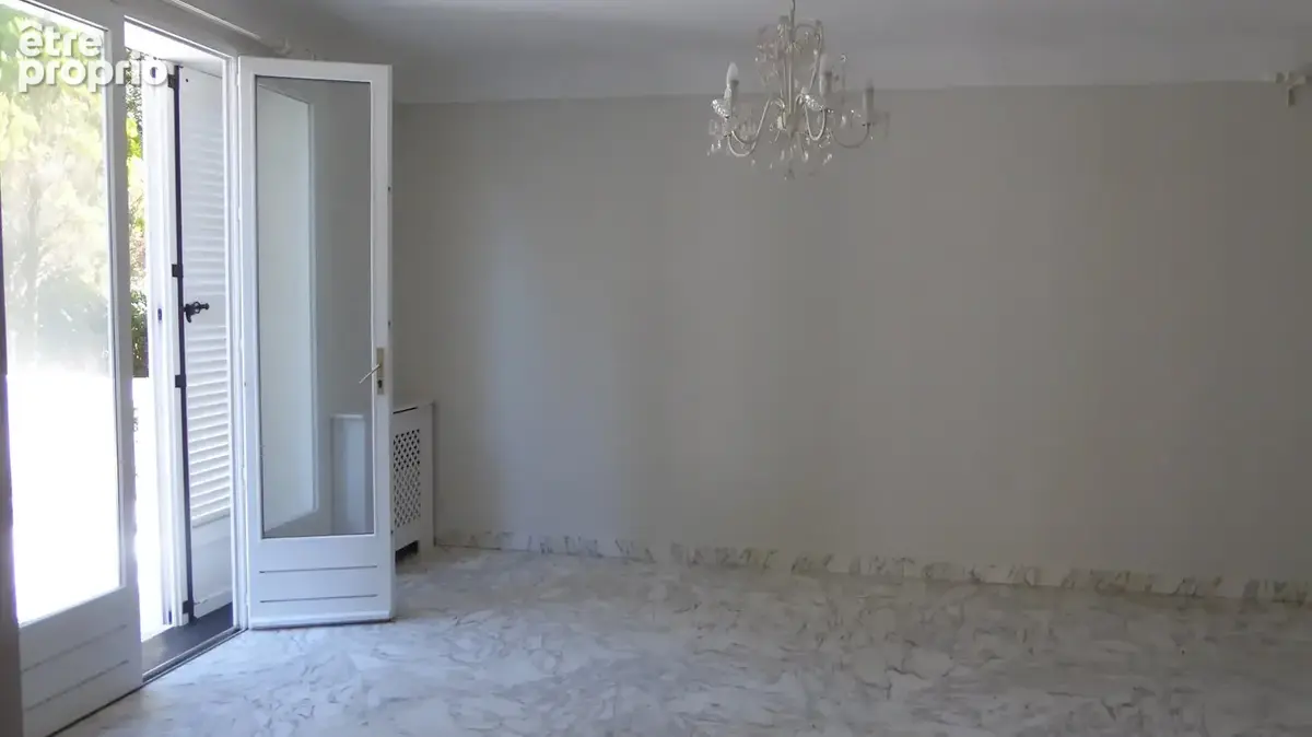 Maison contemporaine 200 m² avec T3 indépendant, piscine, terrain 1300 m²  proche lac  sans vis-à-vis  fort potentiel - photo 18
