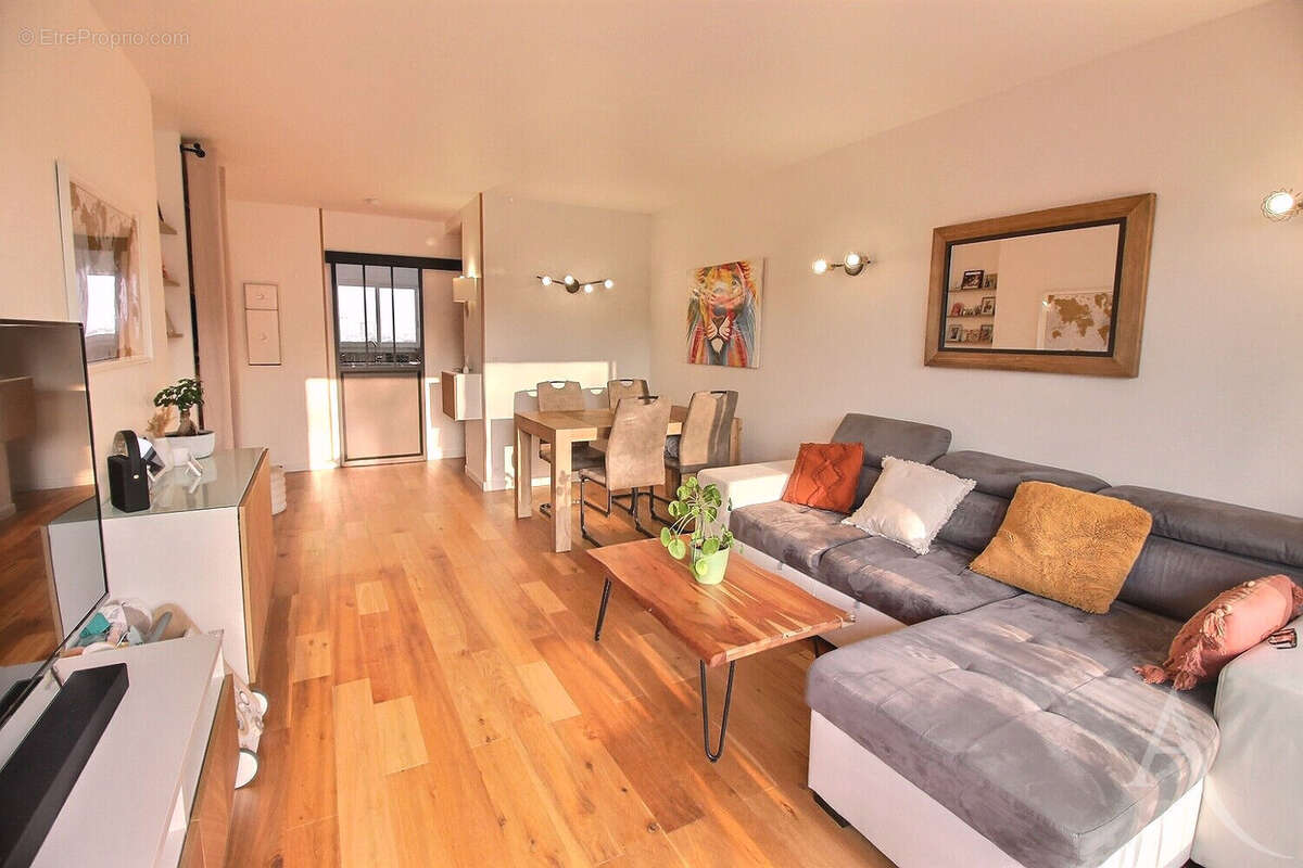 Appartement à THIAIS