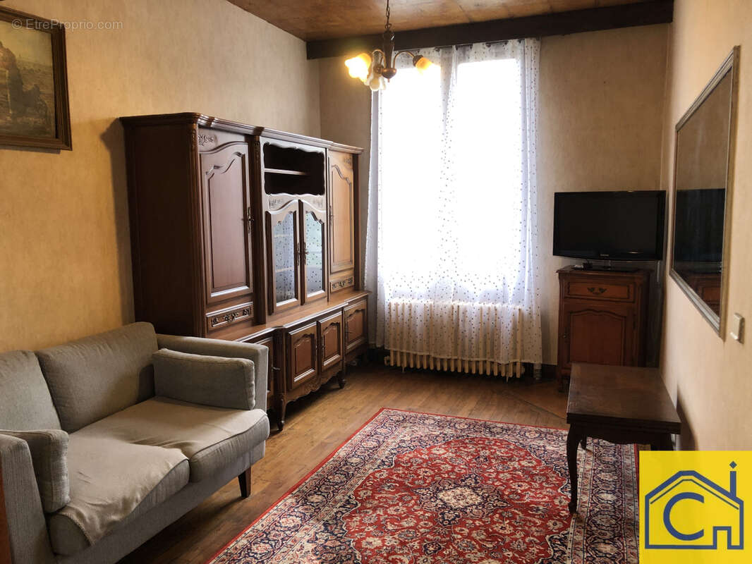 Maison à LA FRETTE-SUR-SEINE