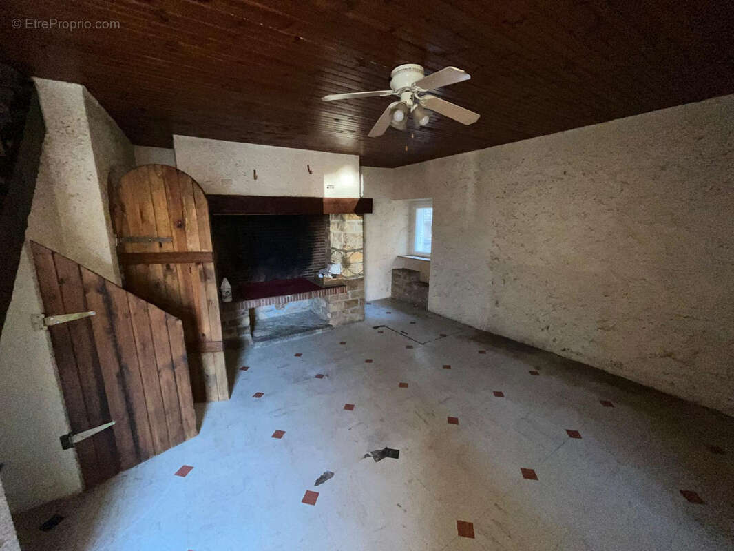 Maison à SEVERAC-L&#039;EGLISE