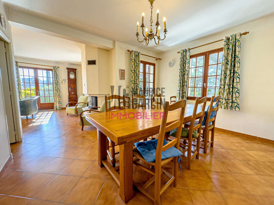 Maison à BEAUMES-DE-VENISE