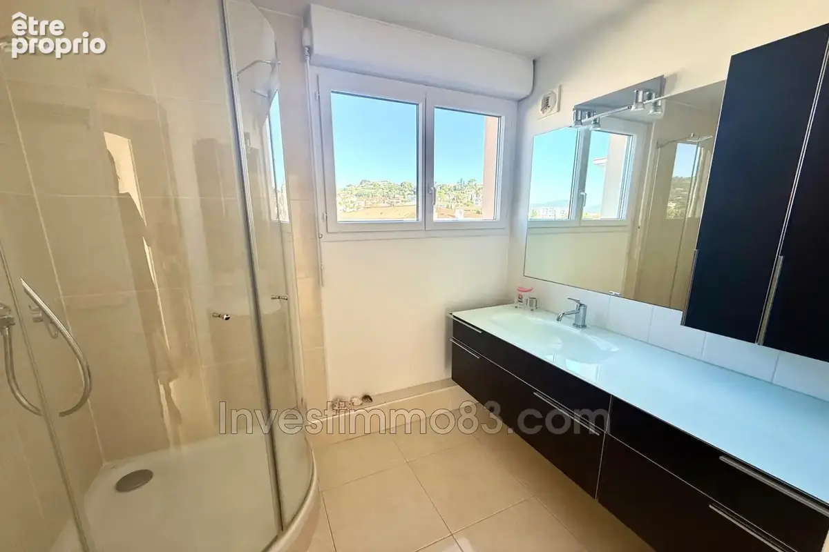 Appartement 4 pièces 84 m² à vendre à Hyeres (83400) - photo 6