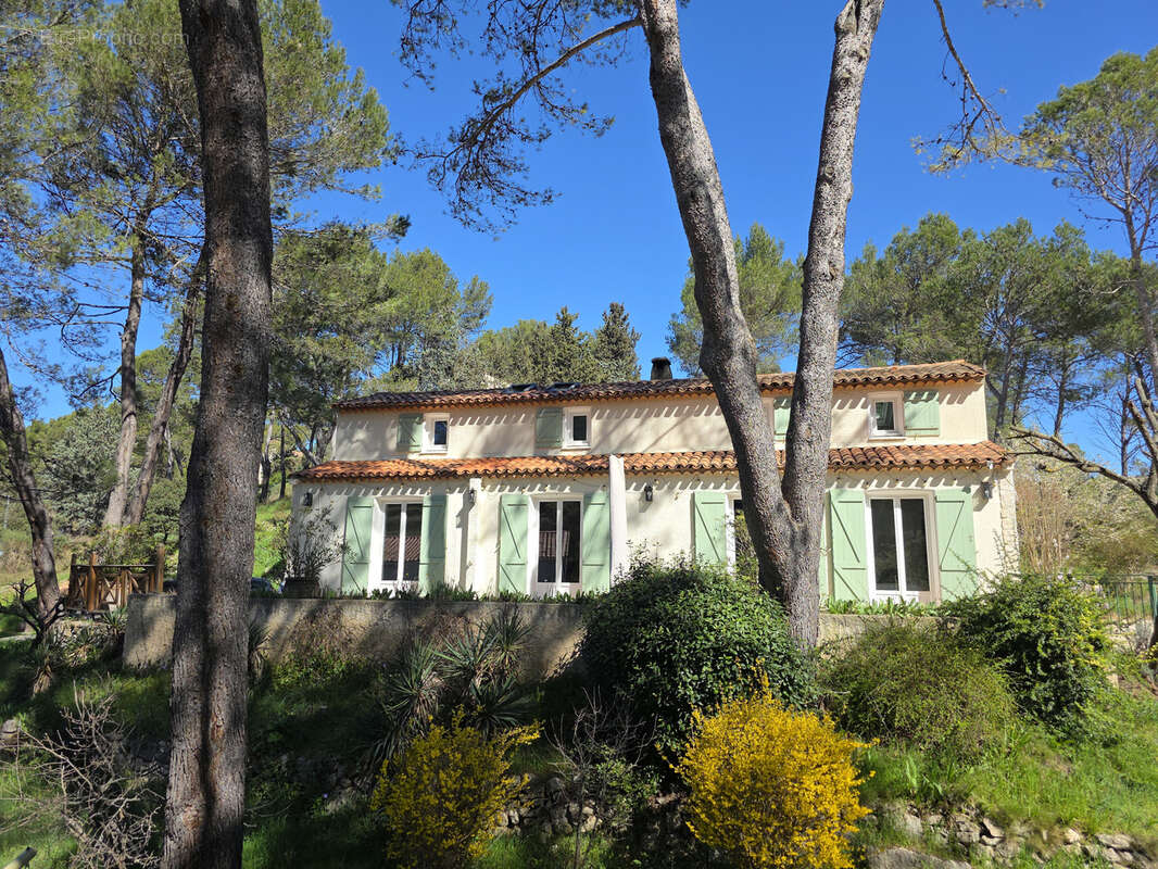 Maison à CABRIES