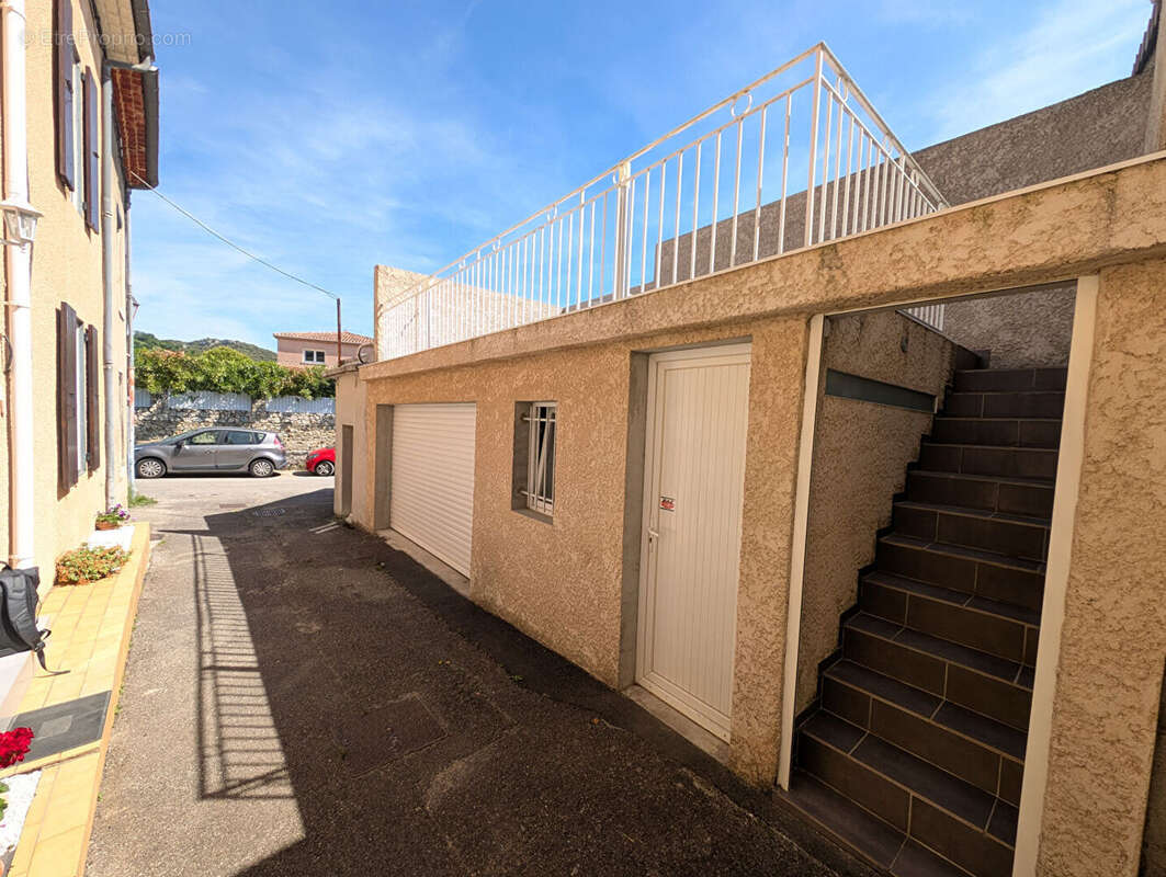 Maison à CORNAS