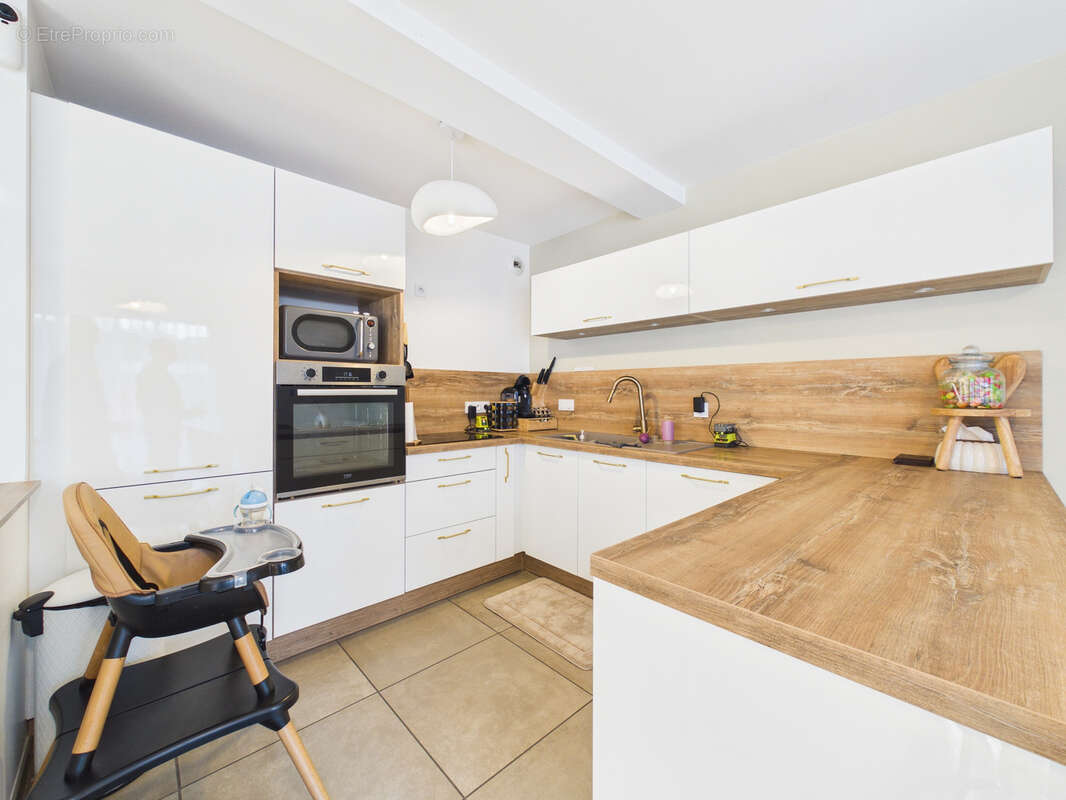 Appartement à LA RAVOIRE