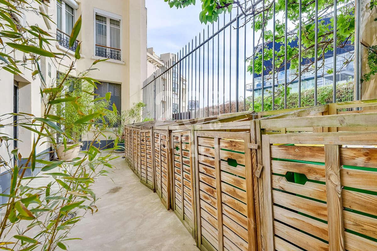 Appartement à PARIS-20E