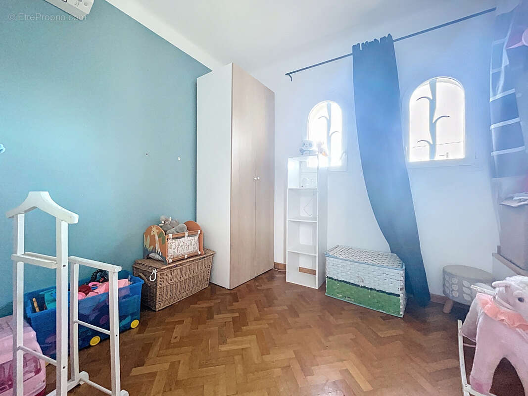 Maison à LAROQUE-DES-ALBERES