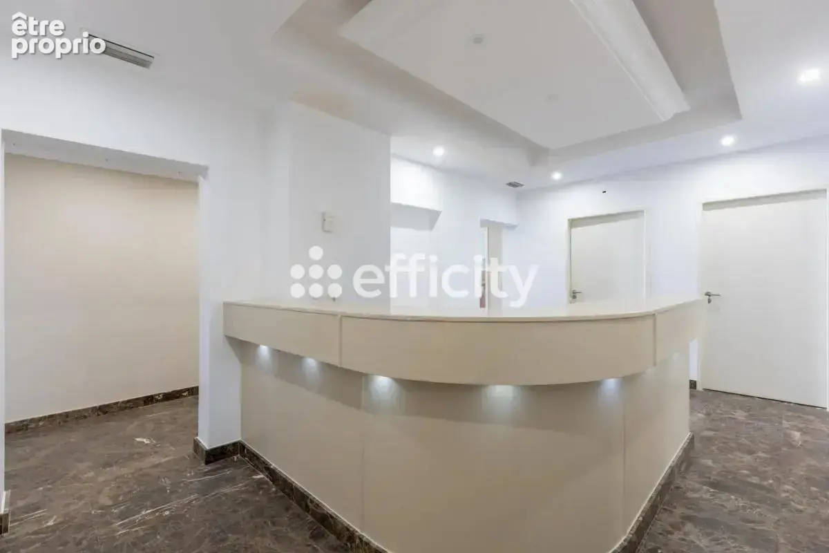 Commerce 152 m² à Avignon  - photo 5