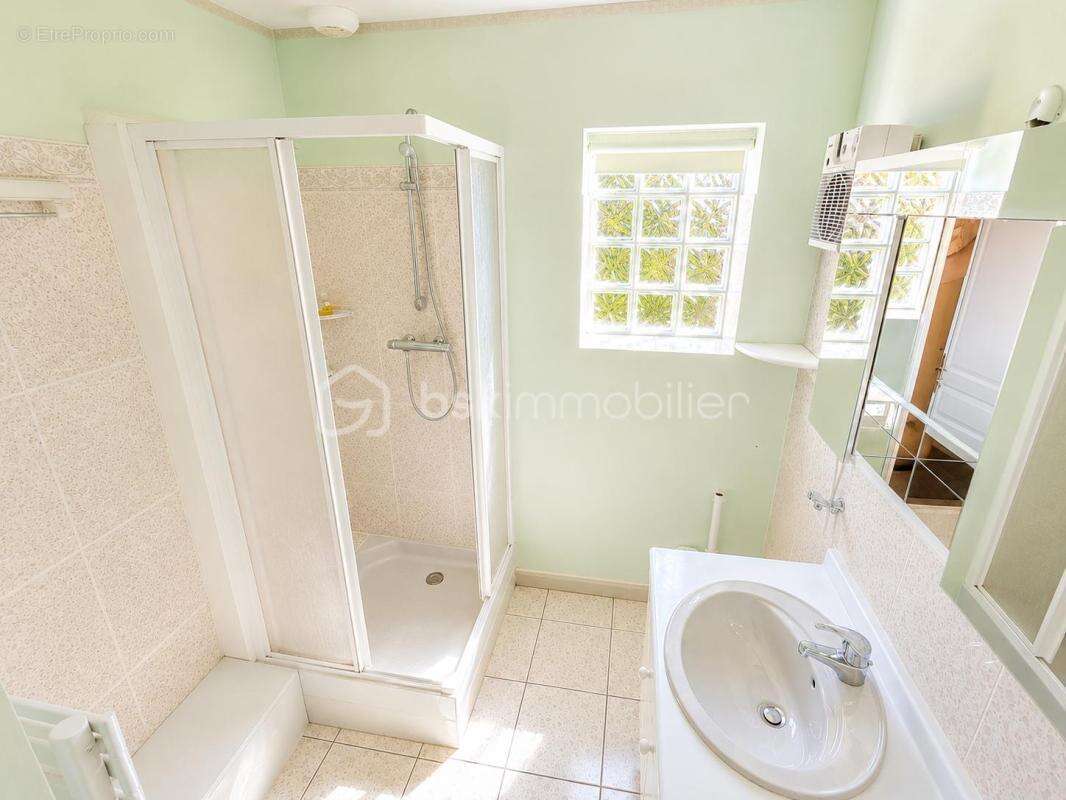 Appartement à LIVRY-GARGAN