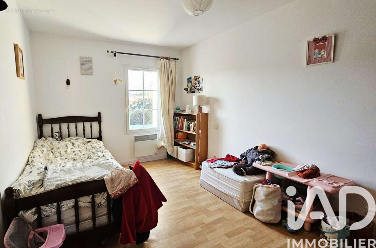 Photo 8 - Maison à LA CHAIZE-LE-VICOMTE